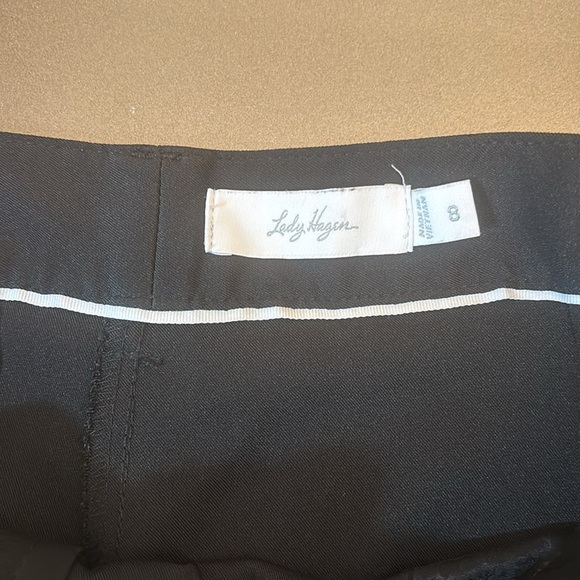 LADY HAGEN GOLF SHORTS - Picture 2 of 3